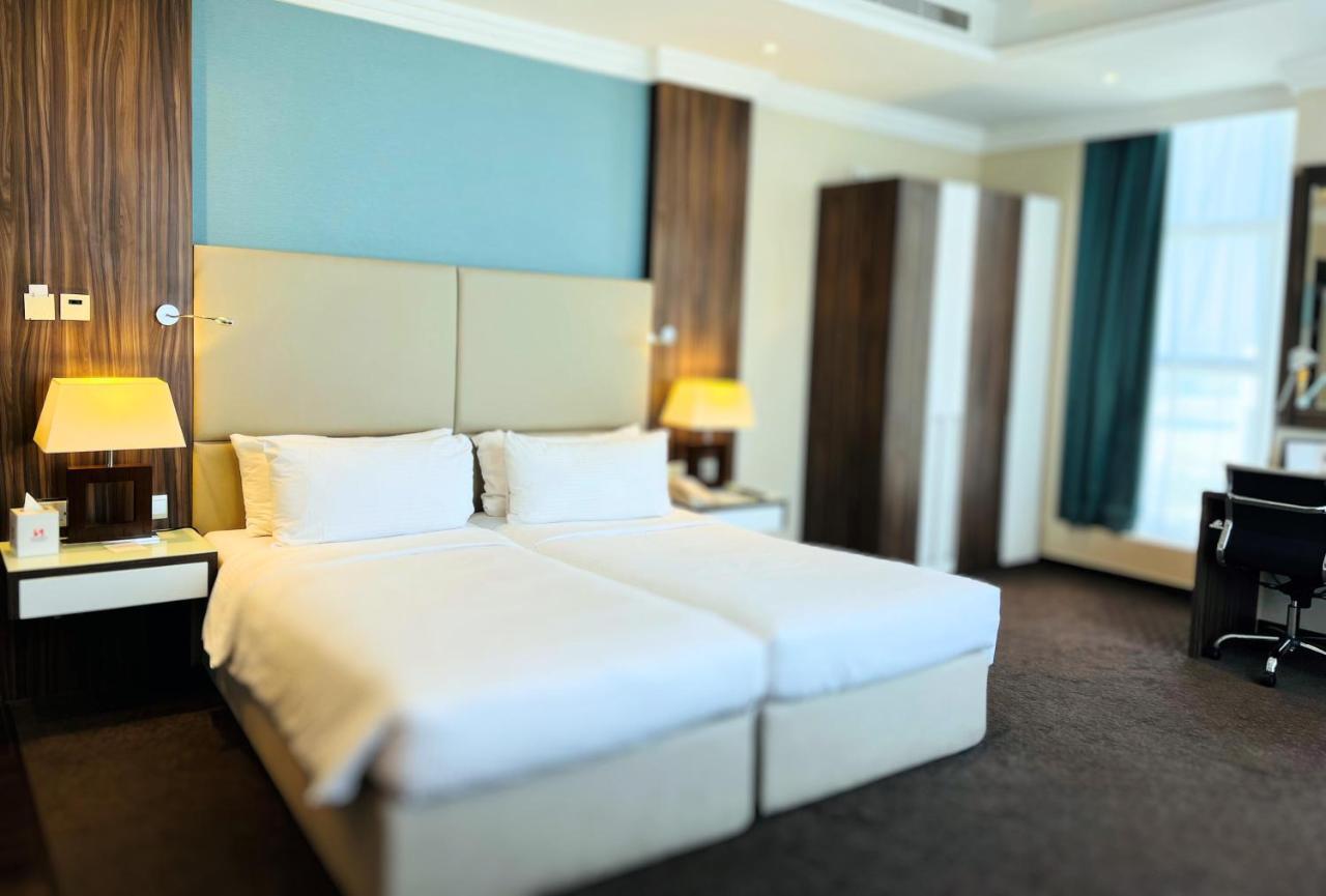Swiss-Belhotel Seef Bahrain Manama Exteriör bild