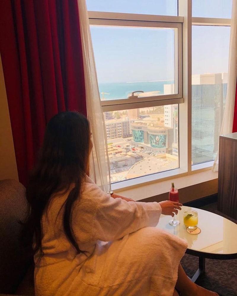 Swiss-Belhotel Seef Bahrain Manama Exteriör bild