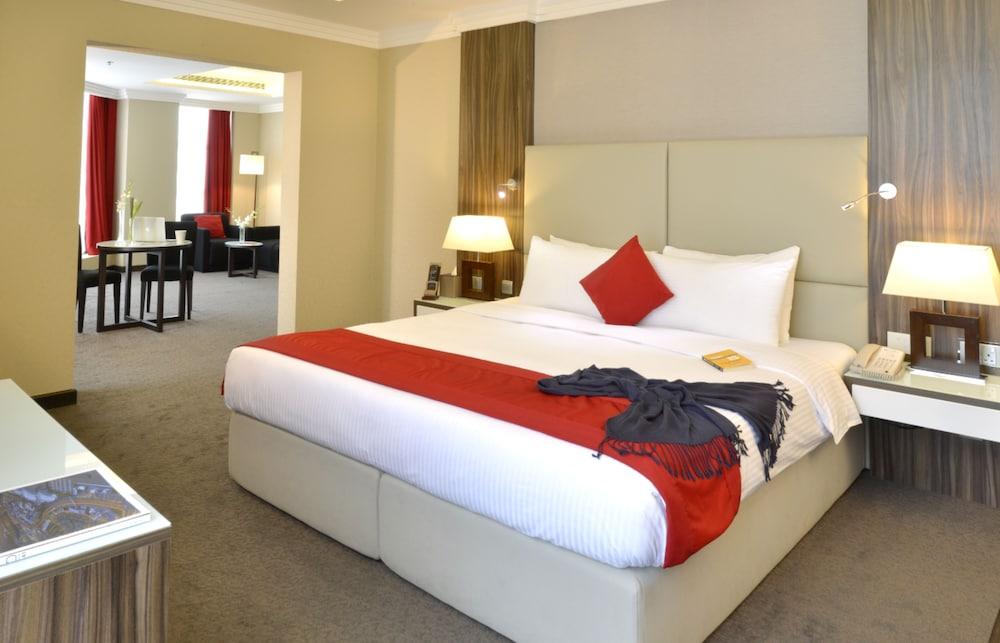 Swiss-Belhotel Seef Bahrain Manama Exteriör bild