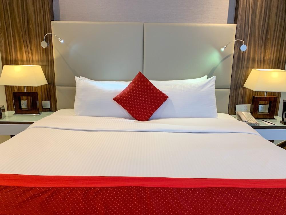 Swiss-Belhotel Seef Bahrain Manama Exteriör bild
