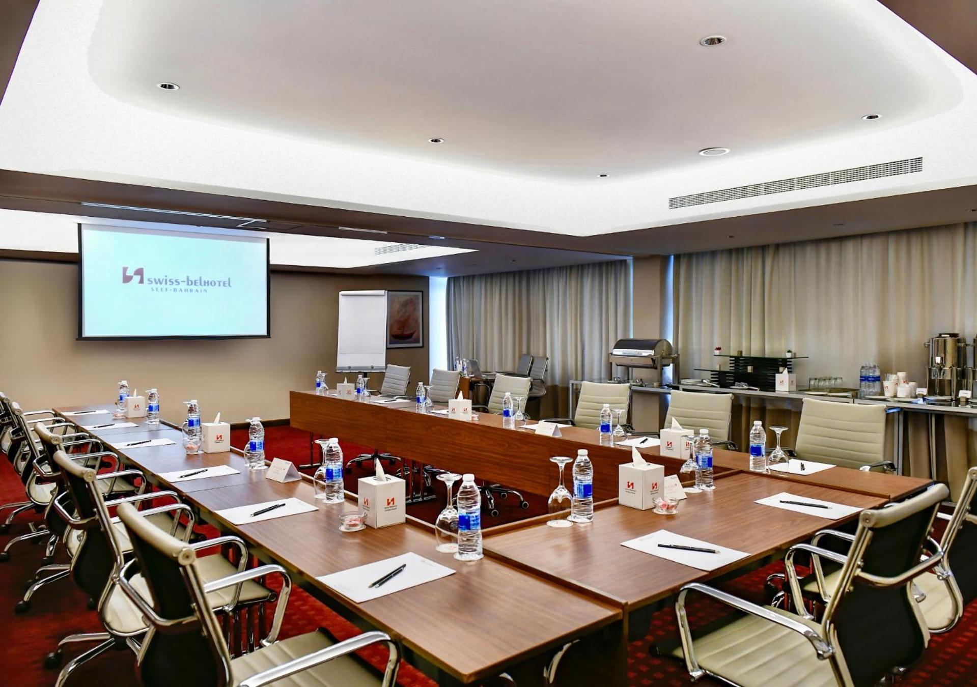 Swiss-Belhotel Seef Bahrain Manama Exteriör bild