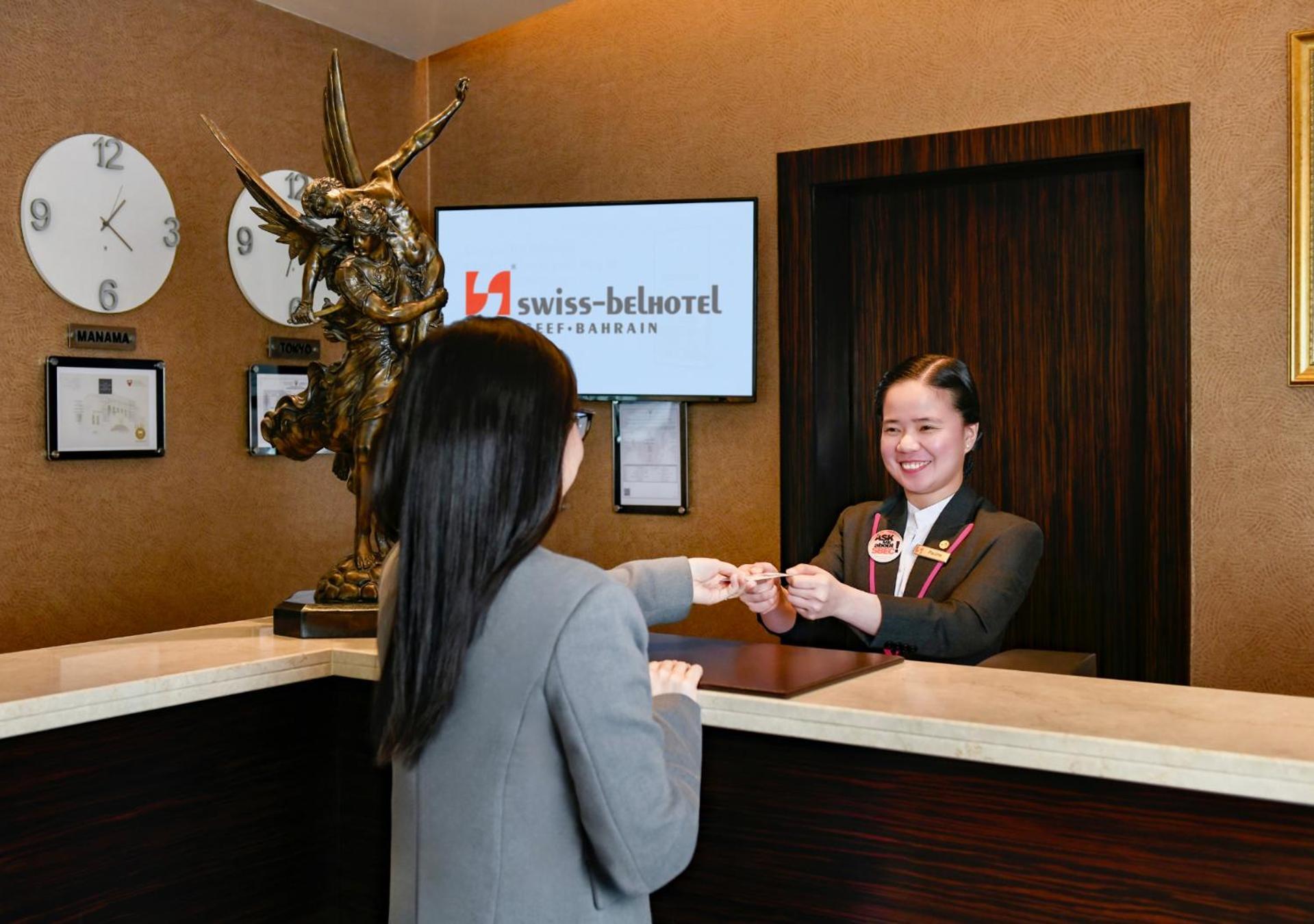 Swiss-Belhotel Seef Bahrain Manama Exteriör bild