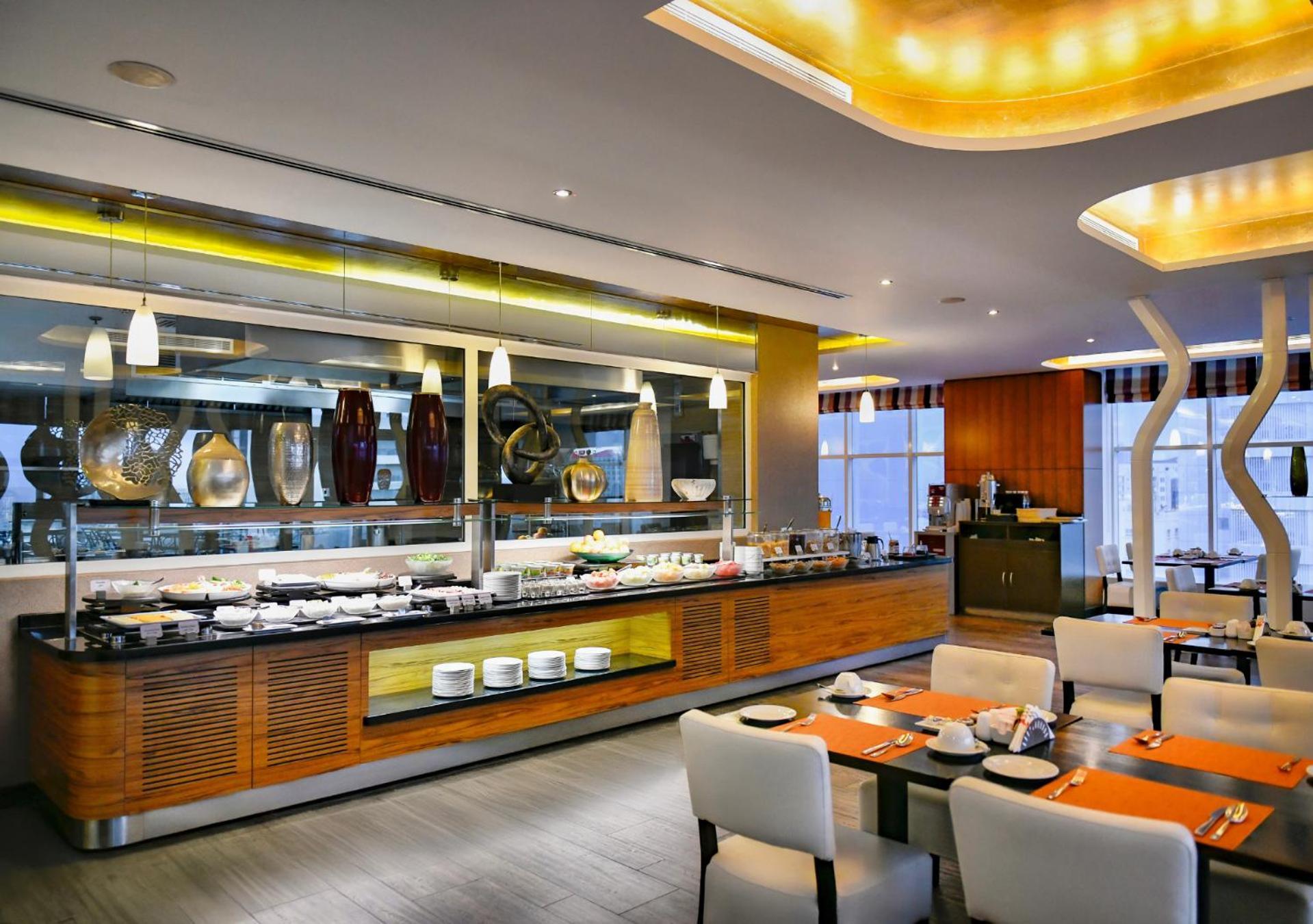 Swiss-Belhotel Seef Bahrain Manama Exteriör bild