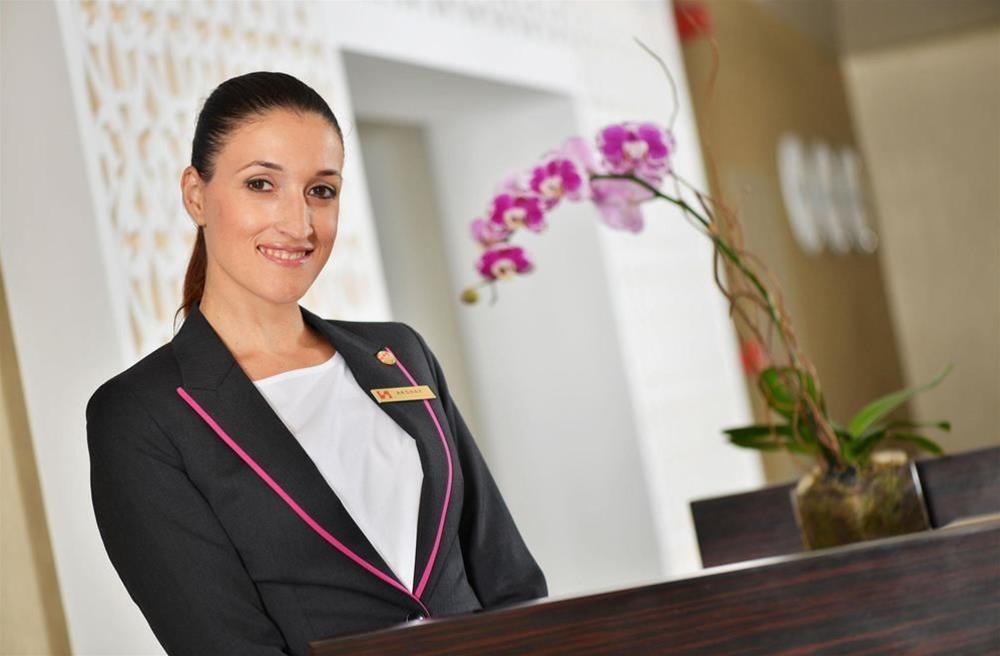Swiss-Belhotel Seef Bahrain Manama Exteriör bild